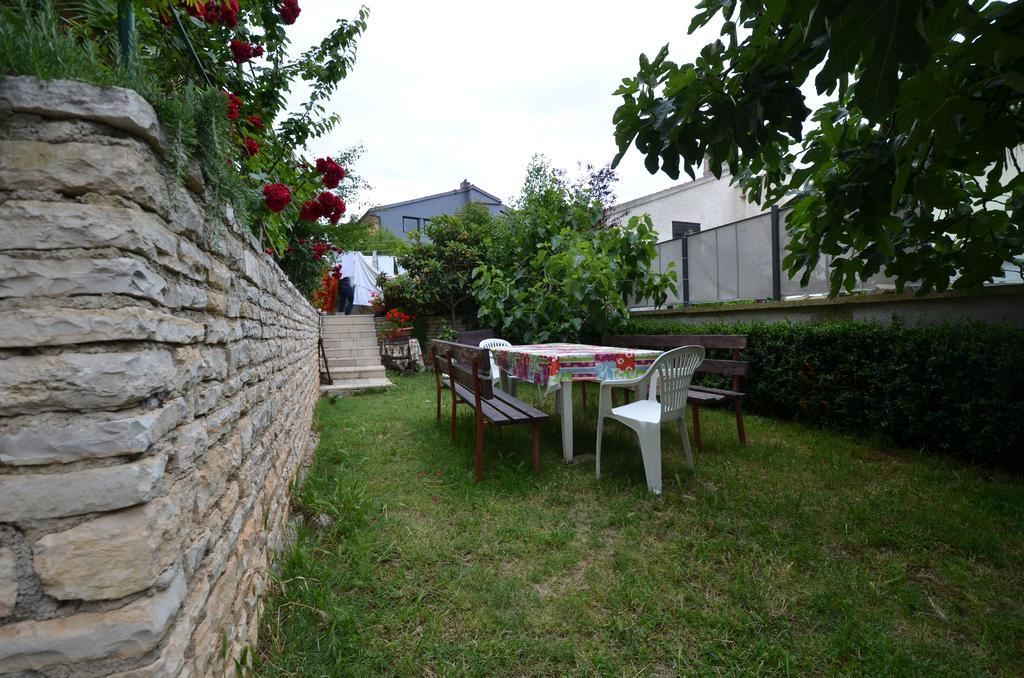 Apartments Villa Bartol Pula Pokoj fotografie