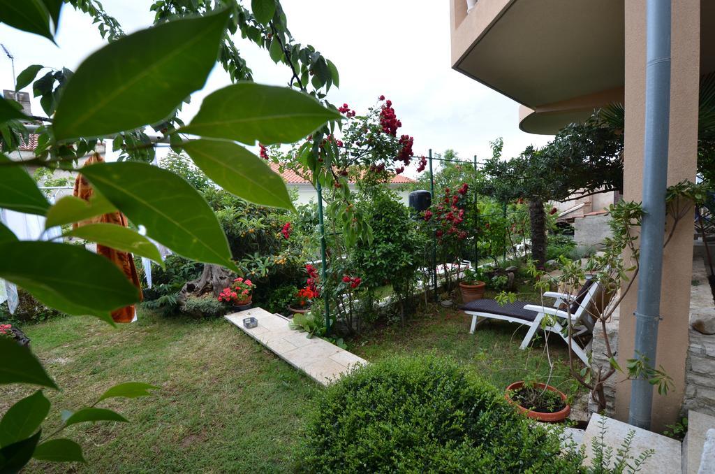 Apartments Villa Bartol Pula Pokoj fotografie