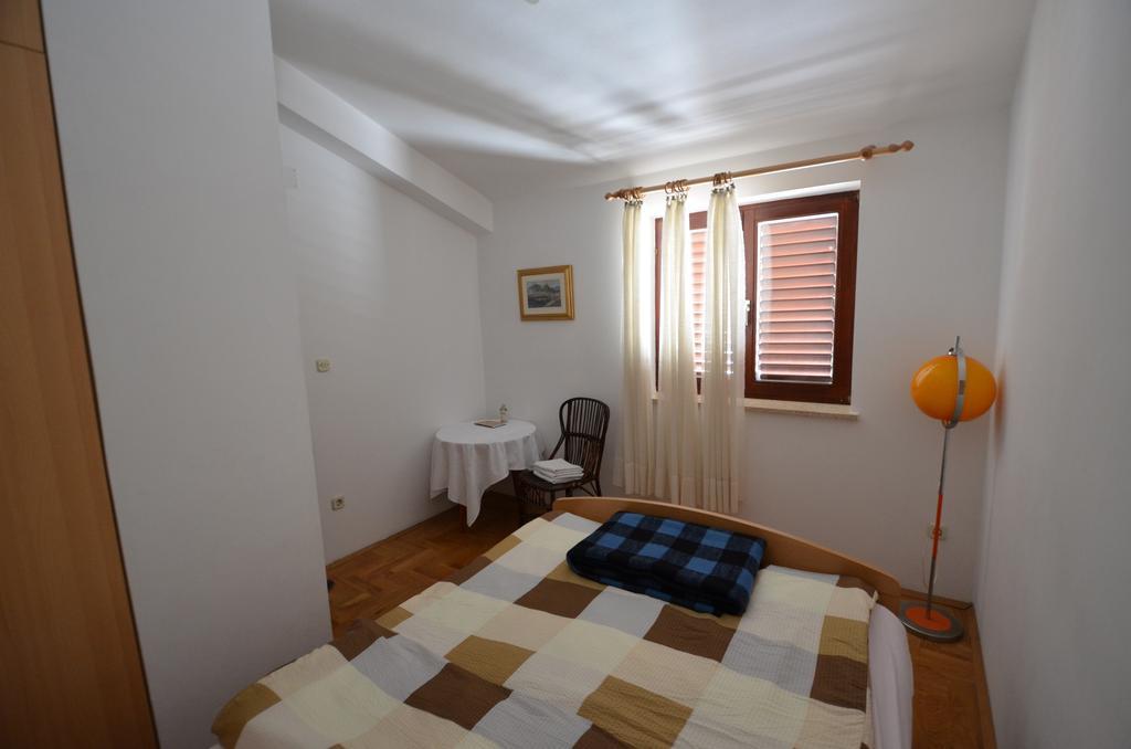 Apartments Villa Bartol Pula Pokoj fotografie