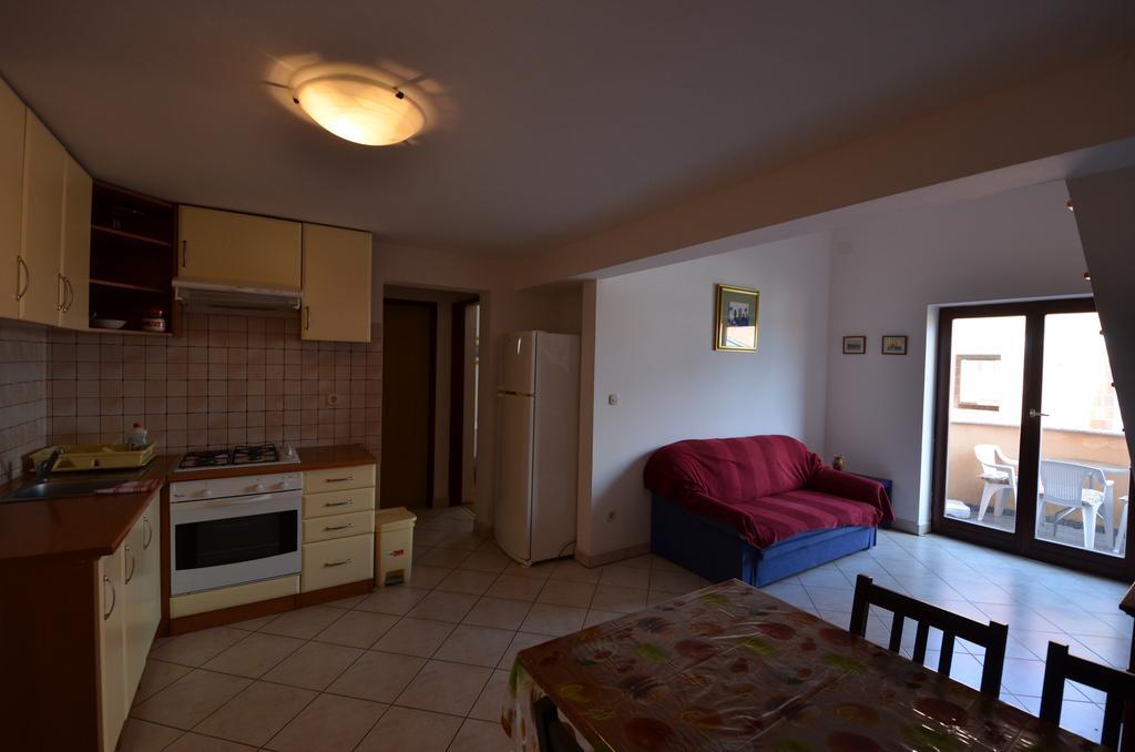 Apartments Villa Bartol Pula Pokoj fotografie